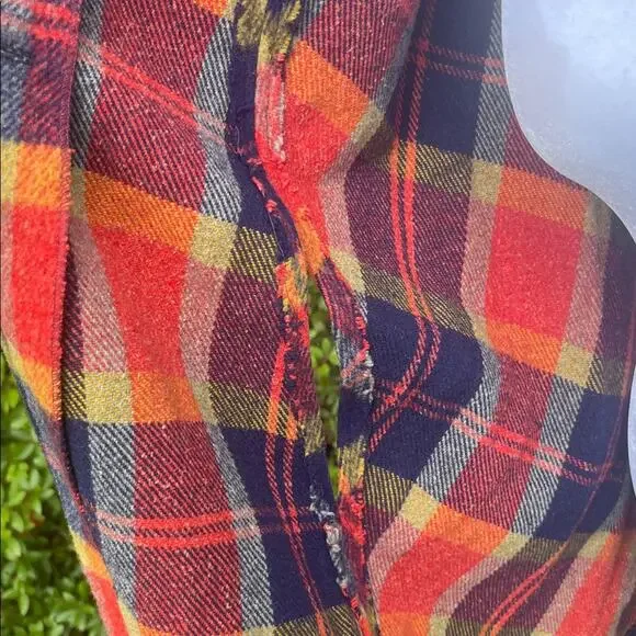 Vintage Red Blue Plaid Wool Blend Cape with Button Closure - Picture 8 of 10